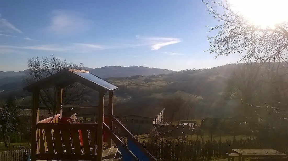 Farm Stay Agriturismo La Borgaccia Baiso